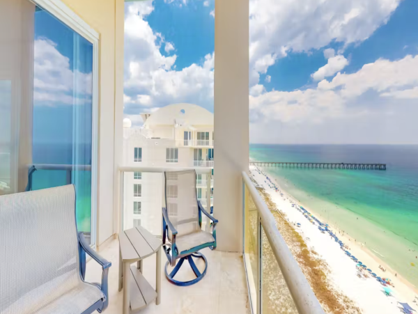 Penthouse Unit with Beach Service